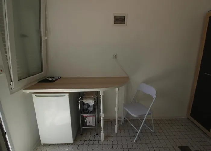 Tamara, Little With Bed, Bathroom, Air Conditiong, Wifi, Parking