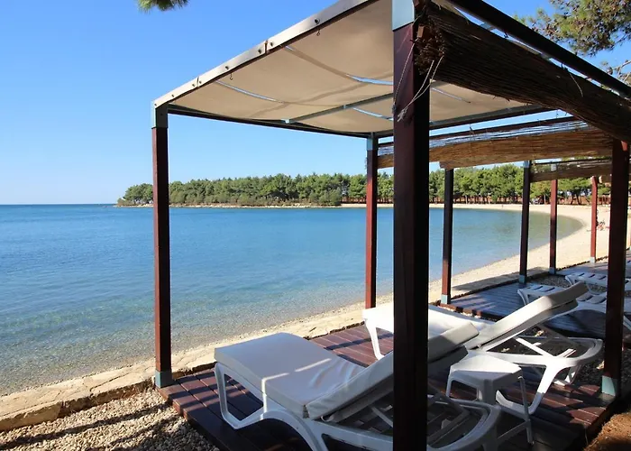 Tamara, Little With Bed, Bathroom, Air Conditiong, Wifi, Parking